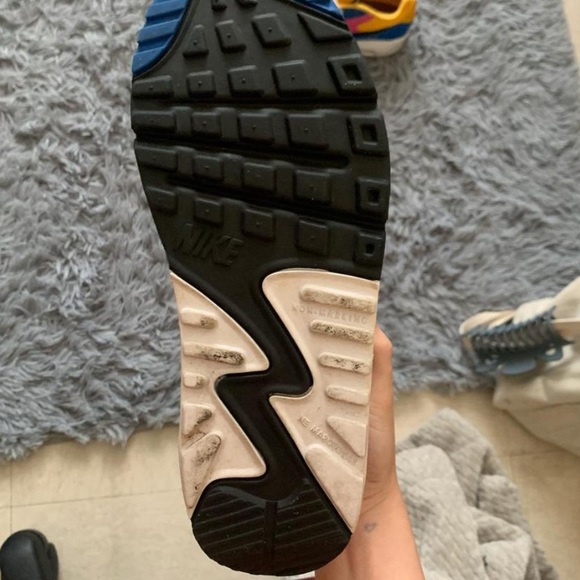 NIKE AIR MAX 90 GS “MULTI-COLOR” - Picture 3 of 4